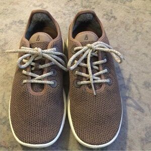 Brown Casual Women's Sneakers by Allbirds Size 10